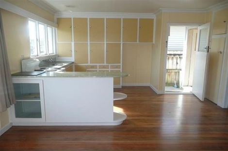 Photo of property in 6 Woodleigh Street, Frankleigh Park, New Plymouth, 4310