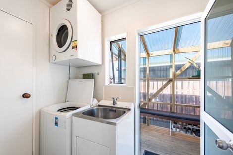 Photo of property in 4/50 Parkers Road, Tahunanui, Nelson, 7011