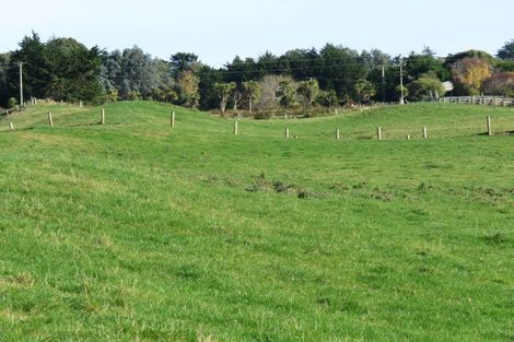 Photo of property in 60 Otatara Road, Otatara, Invercargill, 9879