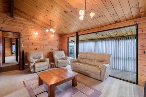 Photo of property in 13 Tumene Drive, Owhata, Rotorua, 3010