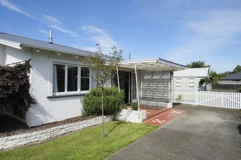 Photo of property in 62 Barraud Street, Dannevirke, 4930