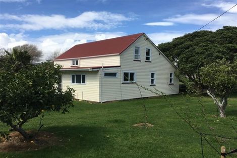 Photo of property in 10 Hana Udy Place, Paraparaumu Beach, Paraparaumu, 5032