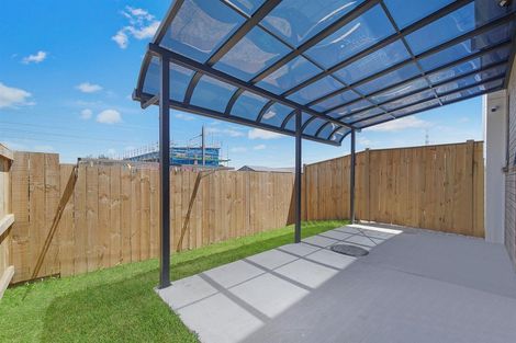 Photo of property in 67a Soaring Bird Drive, Takanini, 2112