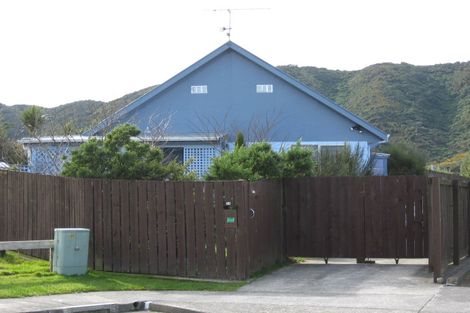 Photo of property in 24 Grimsby Grove, Wainuiomata, Lower Hutt, 5014