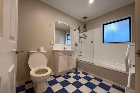 Photo of property in 10 Cabbage Tree Grove, Woodridge, Wellington, 6037