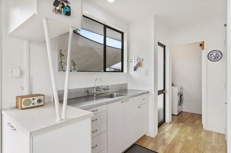 Photo of property in 14a Crescent Court, Melville, Hamilton, 3206