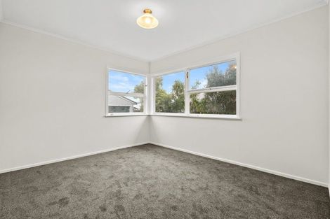 Photo of property in 19 Plumley Crescent, Mangere, Auckland, 2022