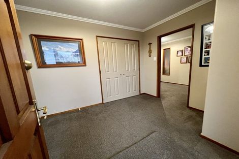 Photo of property in 32 Raeburn Avenue, Otatara, Invercargill, 9879