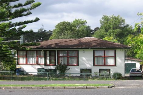 Photo of property in 124 Atkinson Road, Titirangi, Auckland, 0604