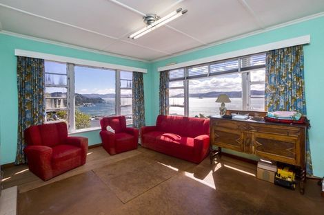 Photo of property in 17 Beacon Hill Road, Strathmore Park, Wellington, 6022