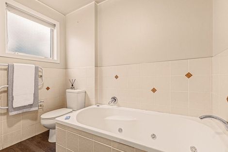 Photo of property in 8a Nayland Street, Sumner, Christchurch, 8081