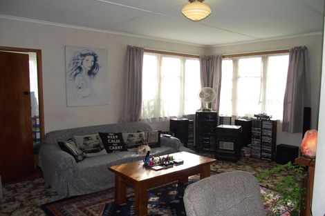 Photo of property in 42 Clyde Crescent, Roslyn, Palmerston North, 4414