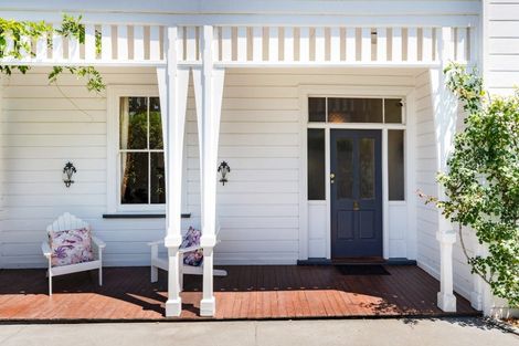 Photo of property in 14 Elizabeth Road, Bluff Hill, Napier, 4110