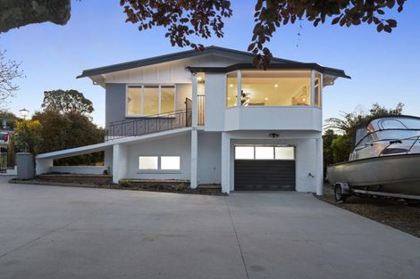 Photo of property in 2/1 Routly Avenue, Pukekohe, 2120