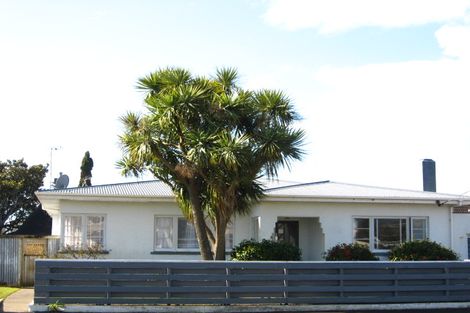 Photo of property in 3 Maratahu Street, Westown, New Plymouth, 4310