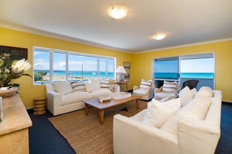 Photo of property in 99 The Esplanade, Westshore, Napier, 4110