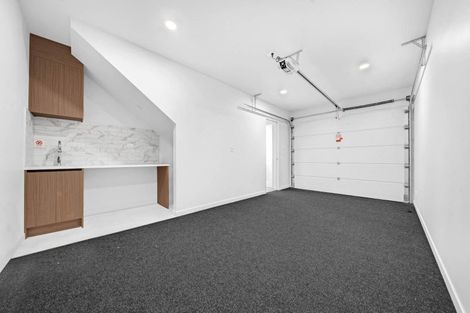 Photo of property in 49 Maungakaraka Road, Karaka, 2580