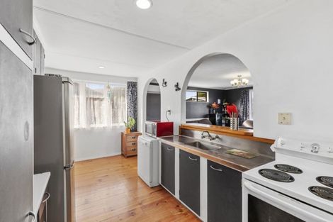 Photo of property in 37 Mary Crescent, Elderslea, Upper Hutt, 5018