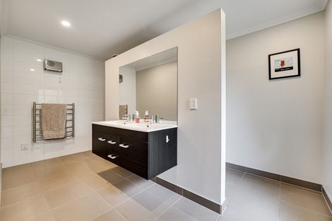 Photo of property in 14 Sovereign Boulevard, Kaiapoi, 7630