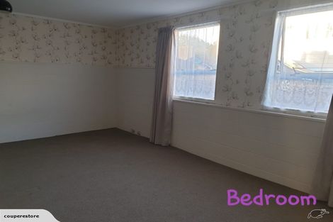 Photo of property in 37 Triangle Road, Massey, Auckland, 0614