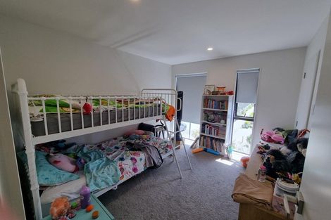 Photo of property in 53 Morihana Close, Glen Eden, Auckland, 0602