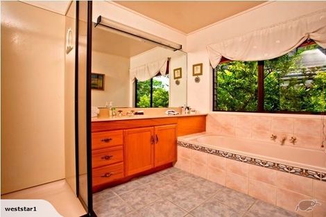 Photo of property in 31 Kenmure Avenue, Forrest Hill, Auckland, 0620