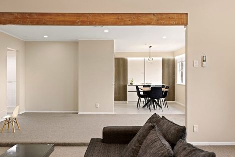Photo of property in 11 Western View Court, Sunnyvale, Auckland, 0612