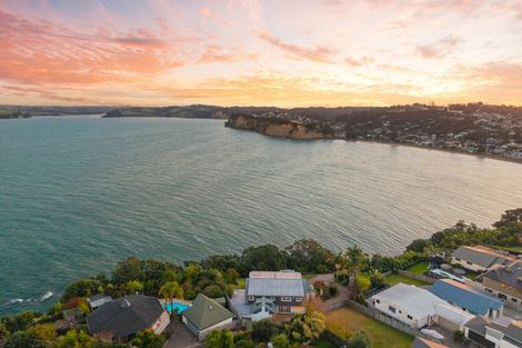 Photo of property in 819 Whangaparaoa Road, Manly, Whangaparaoa, 0930