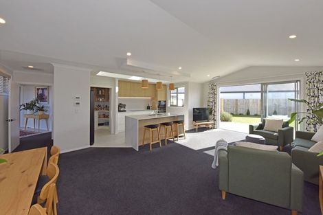 Photo of property in 8 Manarola Road, Halswell, Christchurch, 8025