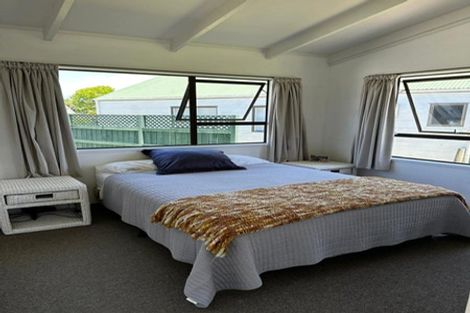 Photo of property in 5 Coutts Road, Pauanui, Hikuai, 3579