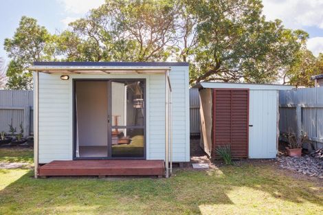 Photo of property in 65 Himatangi Street, Himatangi Beach, Foxton, 4891