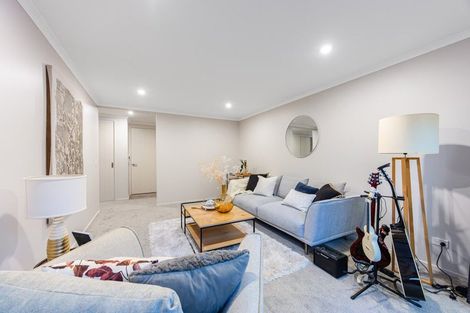 Photo of property in 18 Steamer Road, Silverdale, 0932