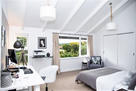 Photo of property in 29 Ferry Road, Martinborough, 5711