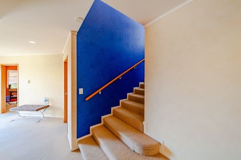 Photo of property in 2 Belgrove Drive, Waipukurau, 4200