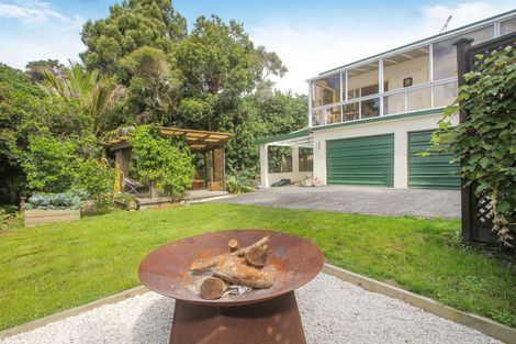 Photo of property in 1/19 Mcdowell Crescent, Hillcrest, Auckland, 0627