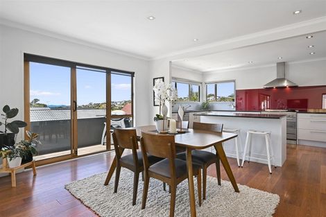 Photo of property in 37 Amante Crescent, Mairangi Bay, Auckland, 0630