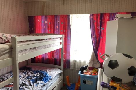 Photo of property in 2/1 Roseburn Place, Pakuranga, Auckland, 2010