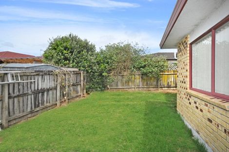 Photo of property in 15 Dole Place, Mangere, Auckland, 2022