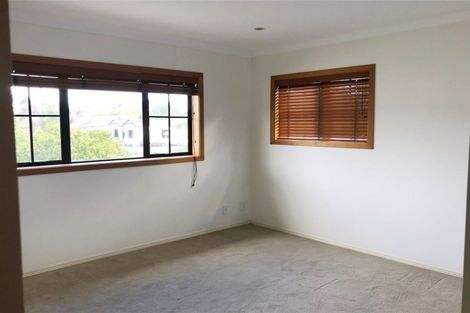 Photo of property in 179a Great South Road, Greenlane, Auckland, 1051