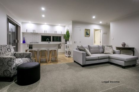 Photo of property in 47 Isobel Road, Greenhithe, Auckland, 0632