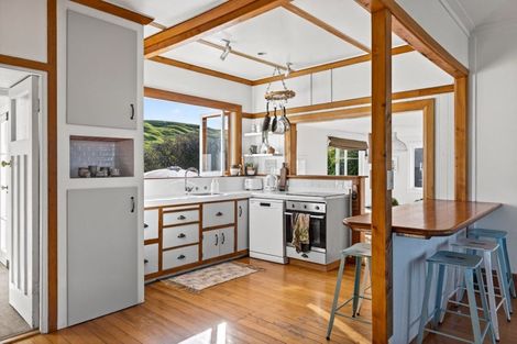 Photo of property in 3 Pare Street, Wainui, Gisborne, 4010