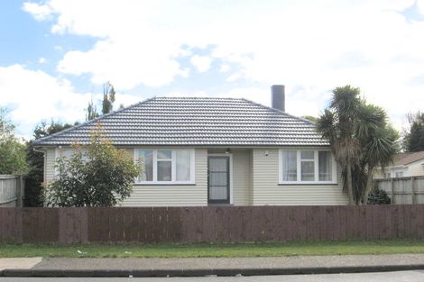 Photo of property in 2 Sheehan Avenue, Papakura, 2110