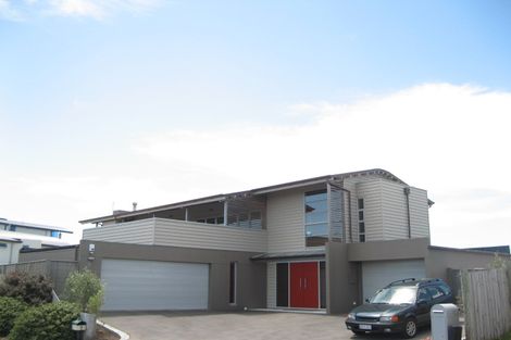 Photo of property in 9 Neptune Place, Waimairi Beach, Christchurch, 8083