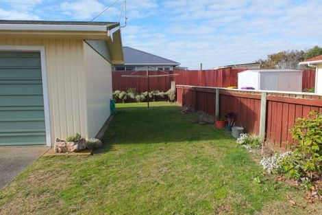 Photo of property in 20 Seabury Avenue, Foxton Beach, Foxton, 4815