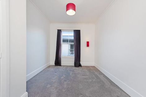 Photo of property in 8 Park Street, Thorndon, Wellington, 6011