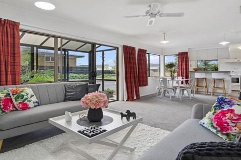 Photo of property in 52 Ascot Road, Mount Maunganui, 3116