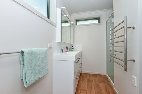 Photo of property in 37 Glen Lynne Avenue, Queenwood, Hamilton, 3210