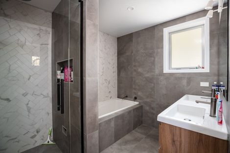 Photo of property in 15 Anne Street, Ferndale, New Plymouth, 4310