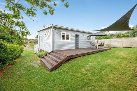 Photo of property in 18 Kamara Road, Glen Eden, Auckland, 0602