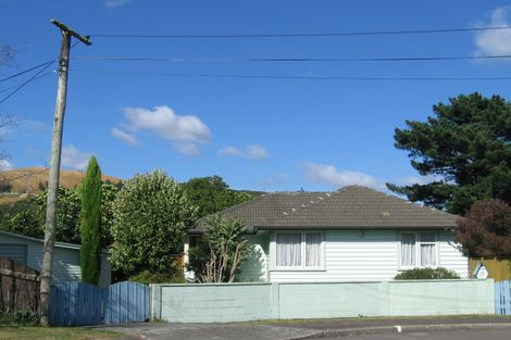 Photo of property in 18 Whangakoko Grove, Birchville, Upper Hutt, 5018